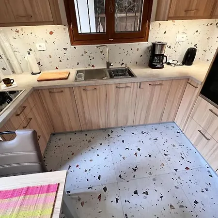 Talos Too, Venetian Dom wakacyjny