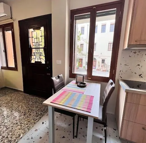 Talos Too, Venetian Chania (Crete)