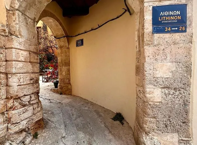 Talos Too, Venetian * Chania (Crete)