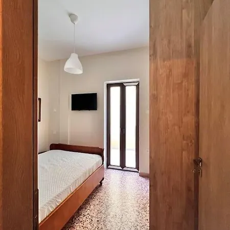 Talos Too, Venetian Chania (Crete)