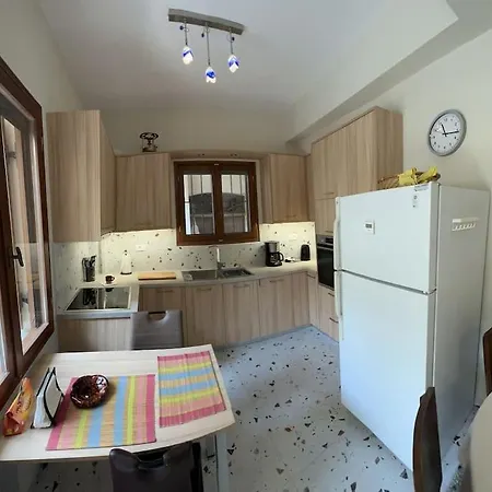 Talos Too, Venetian Tatil Evi Hanya