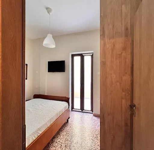 Talos Too, Venetian Chania (Crete)